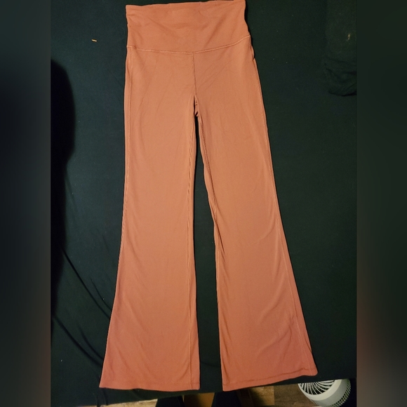 Mauve flare yoga pants small Athleta - Picture 6 of 9
